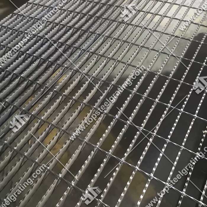 Serrated Carbon Steel Bar Grating